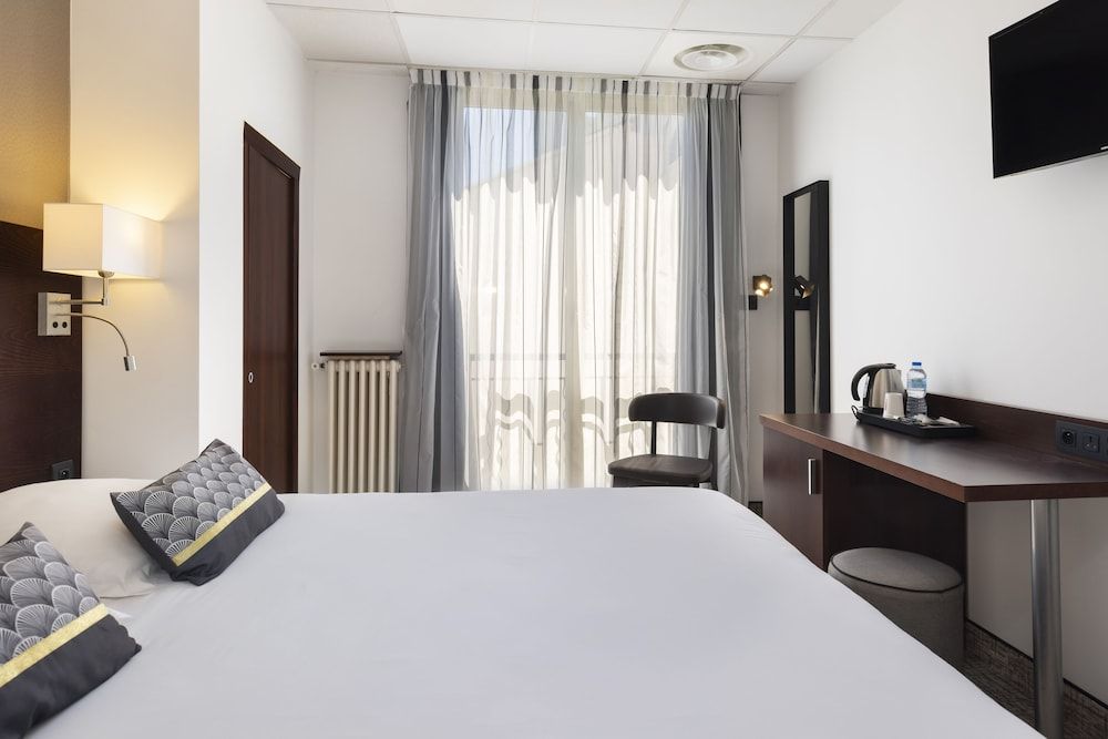 Hôtel Locarno Nice Classic Double Room