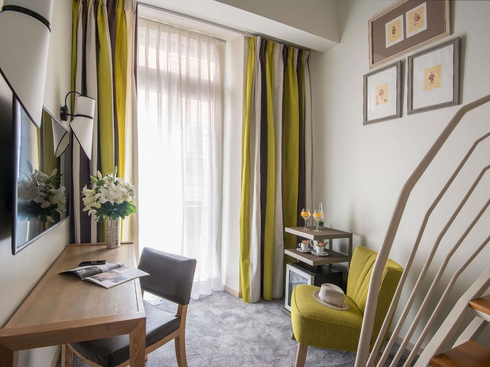 Mercure Nice Marche aux Fleurs Classic Room 6