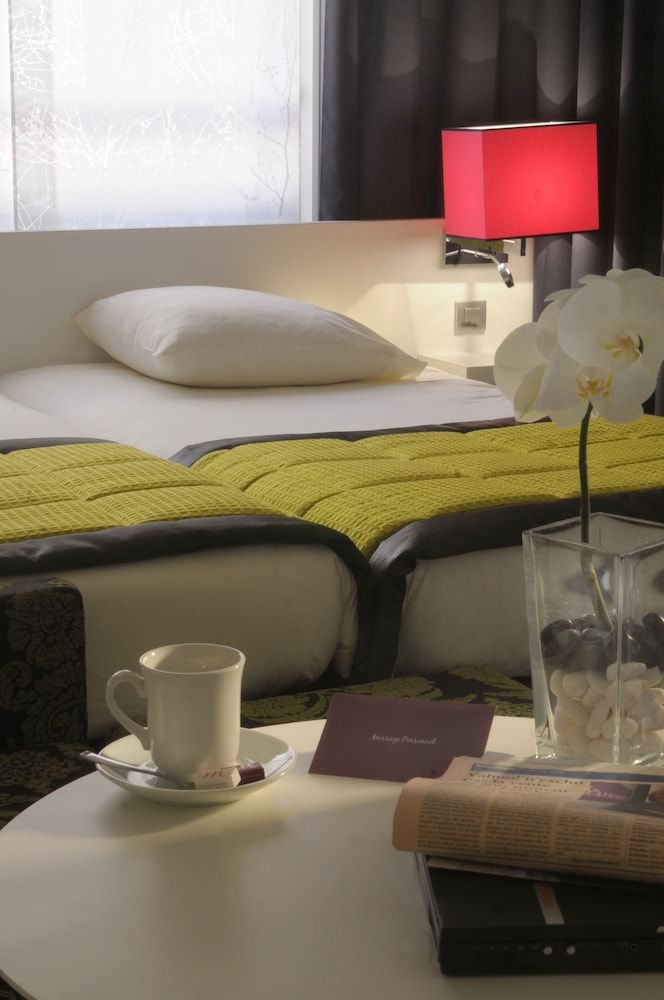 Mercure Nice Promenade Des Anglais Superior Room, 2 Twin Beds 2