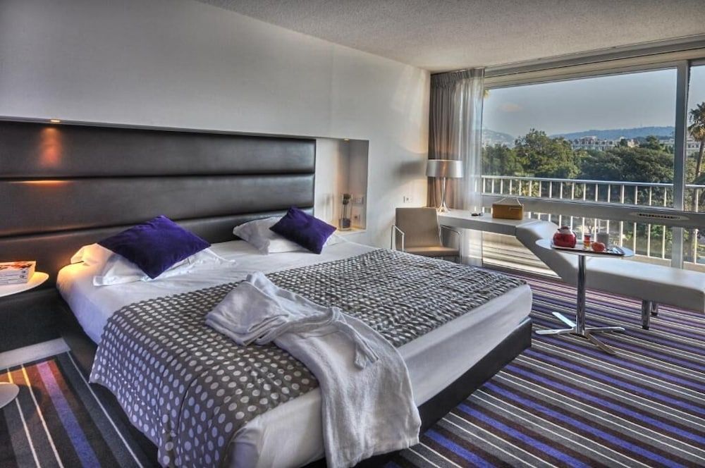 undefined Mercure Nice Promenade Des Anglais 7