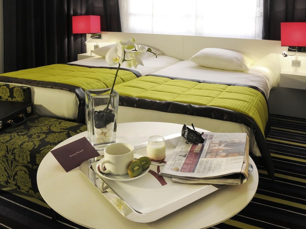 Mercure Nice Promenade Des Anglais Superior Room, 2 Twin Beds