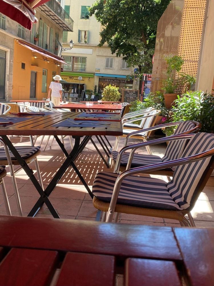 undefined Villa la Tour 9