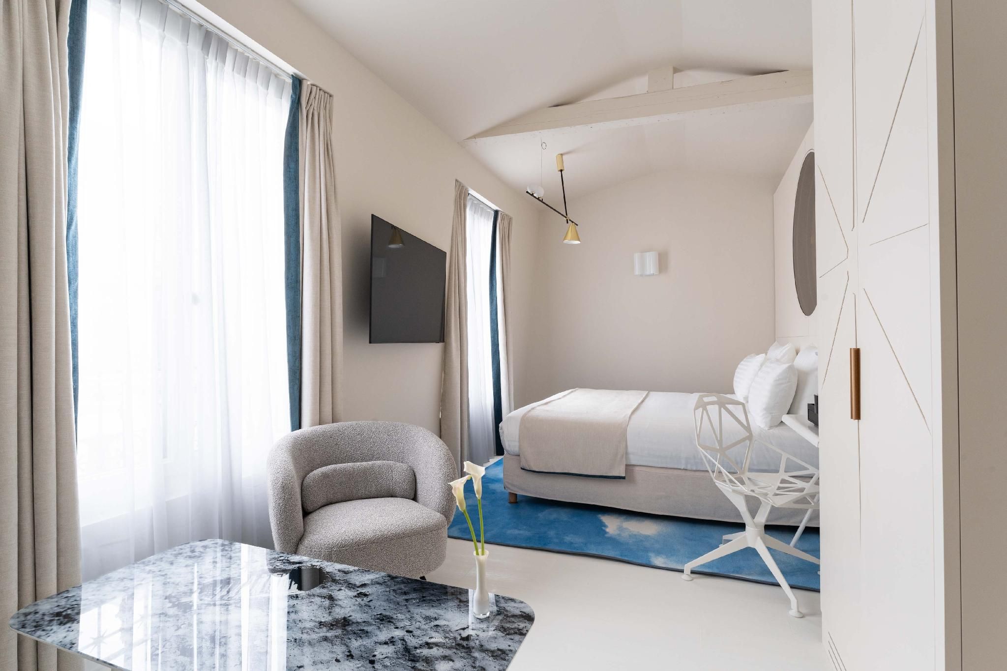 Triple Guest Room