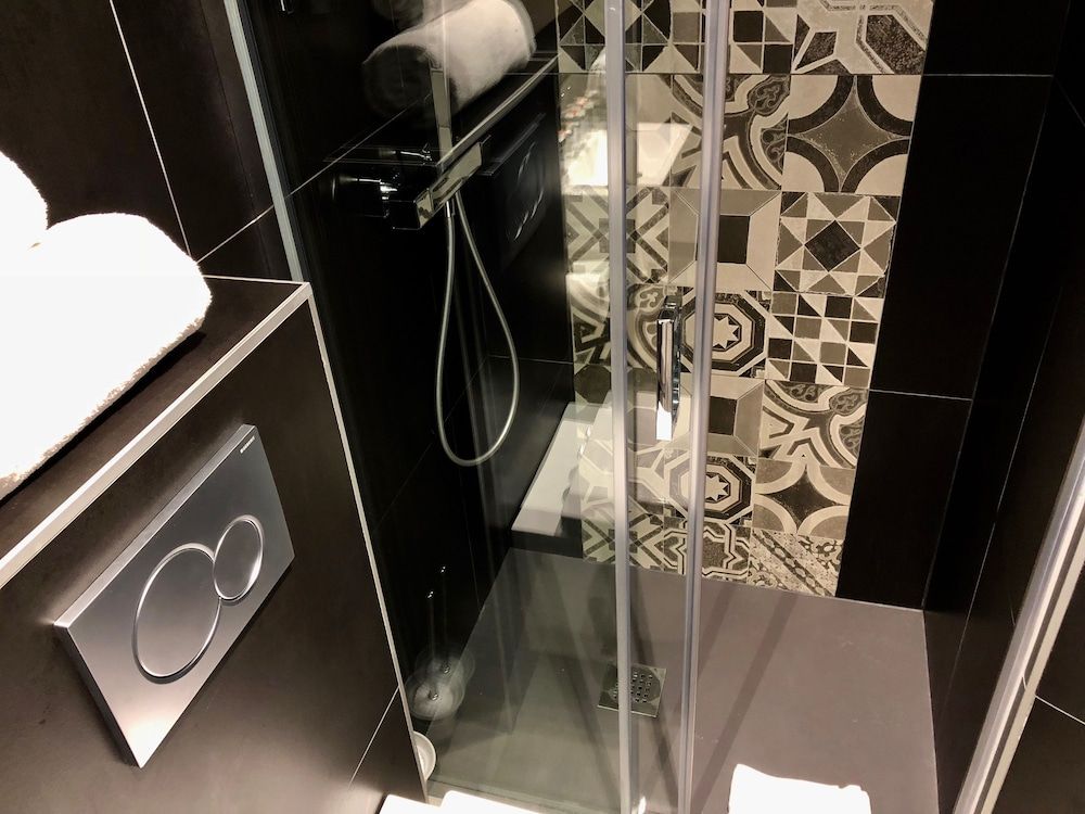 Best Western Empire Elysees Classic Room, 1 Double Bed 18