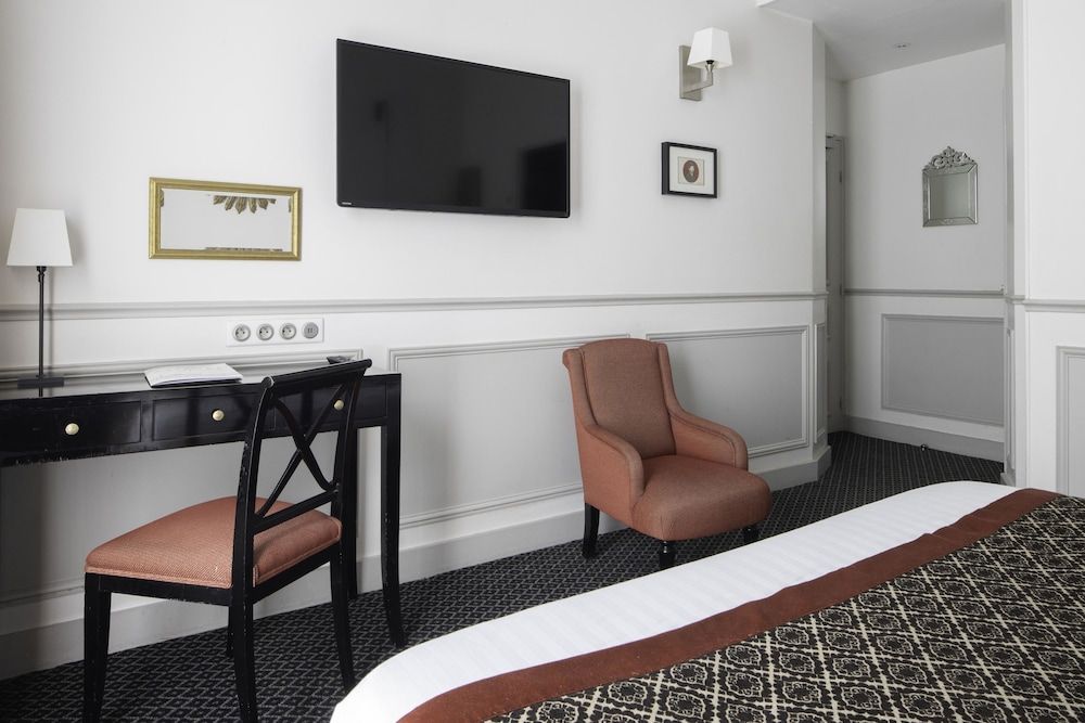 undefined Hôtel Bradford Elysées – Astotel 9