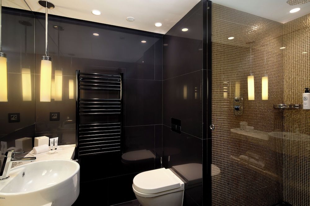 Hôtel Opéra Richepanse Superior Room King or Twin 6