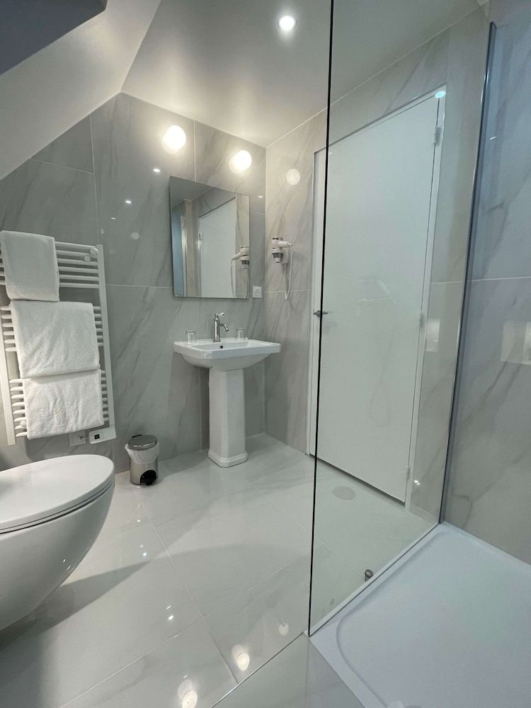 Hôtel Pergolèse Paris Champs Elysées Double Room 4