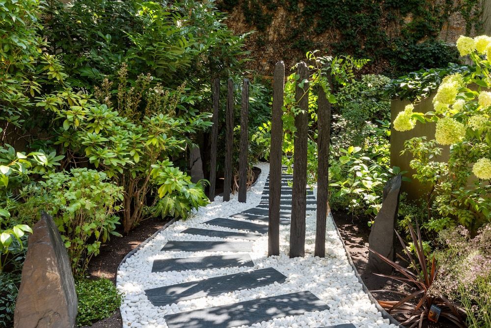 undefined Hotel Paris Louis Blanc 10