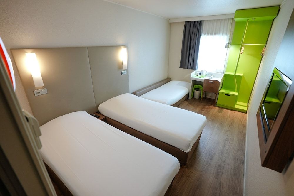 undefined Campanile Paris CDG Airport Villepinte 4