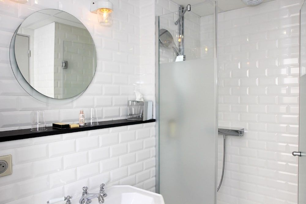 Hôtel Littéraire Marcel Aymé, BW Premier Collection Standard Room, 1 Double Bed, Non Smoking 10