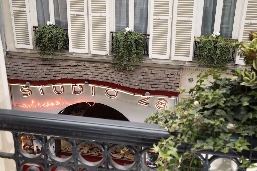 undefined Hotel Des Arts Paris Montmartre 7