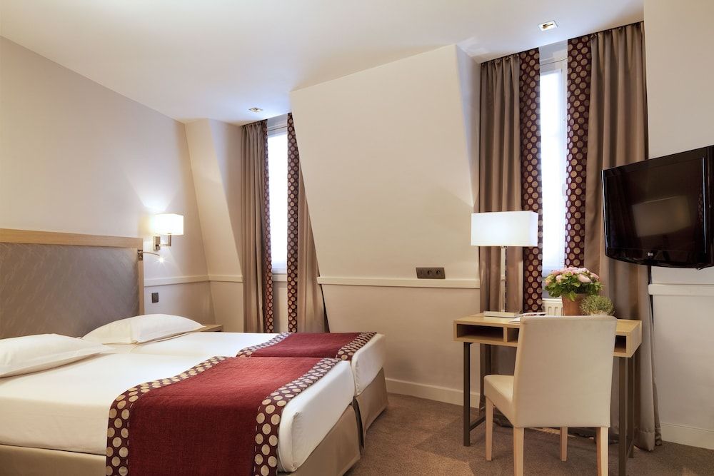 undefined Hotel Floride Etoile 9