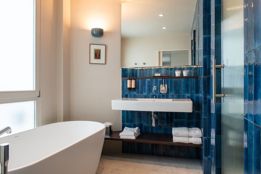 undefined Golden Tulip Opera De Noailles 7