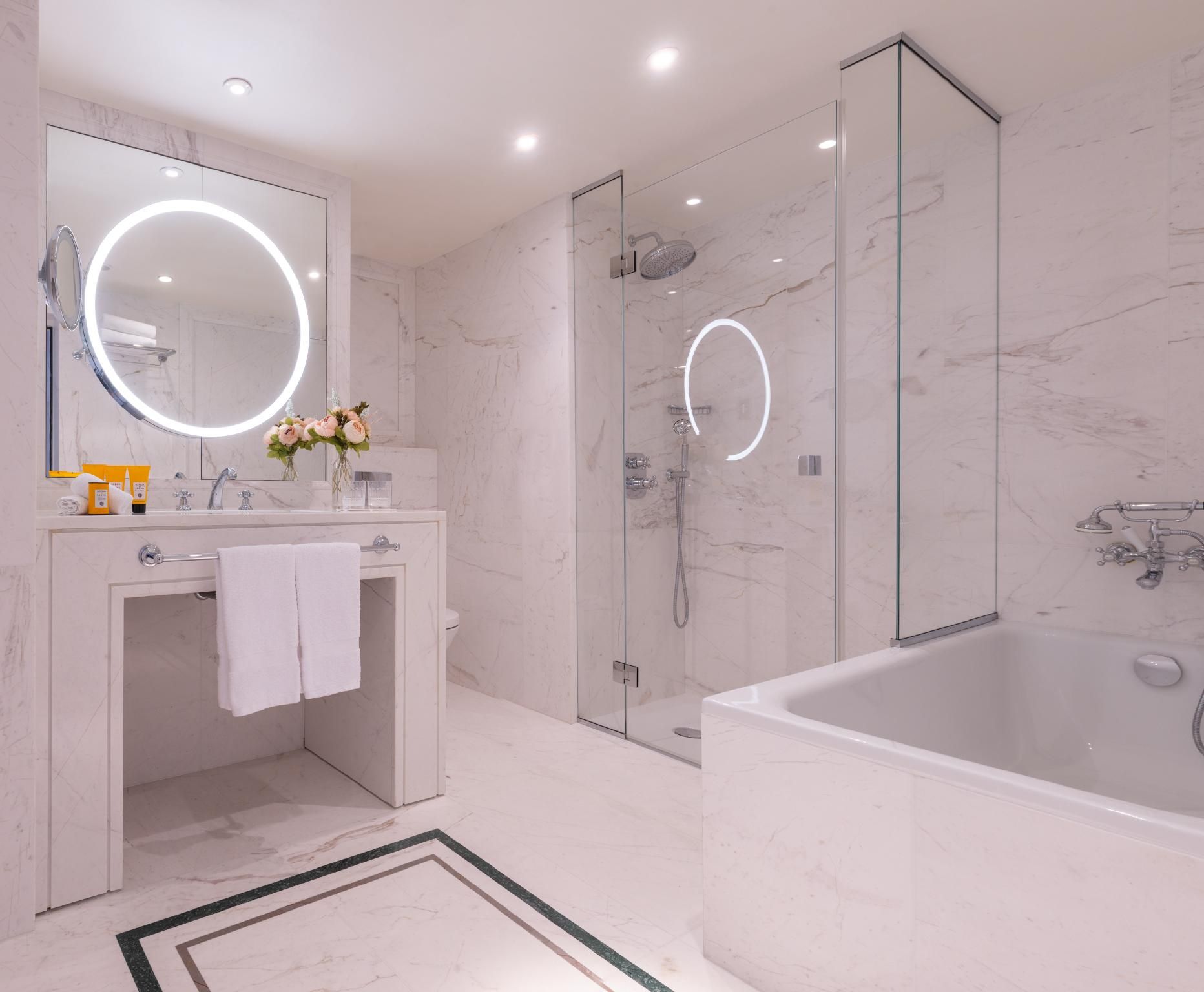 undefined L’Hôtel du Collectionneur Paris 5