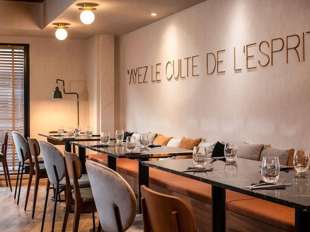 undefined Mercure Paris Montparnasse Pasteur 9