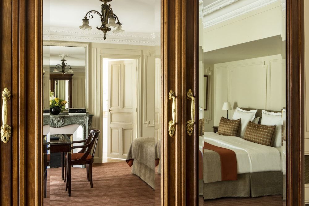 Hotel Brighton Superior Room 8