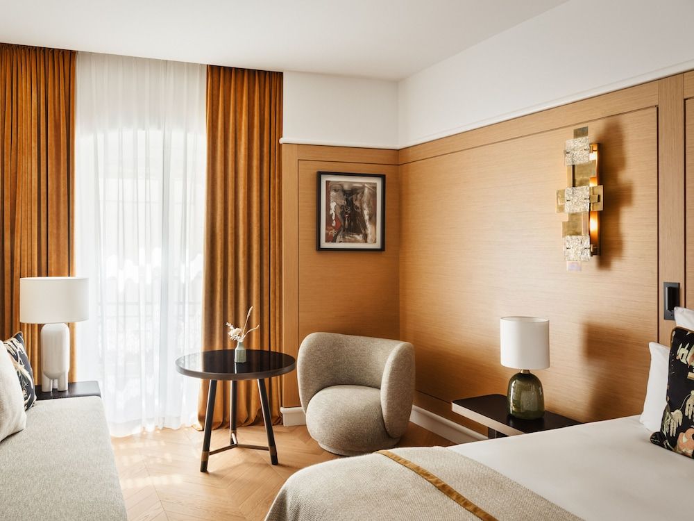 Hôtel de Sers Deluxe Room