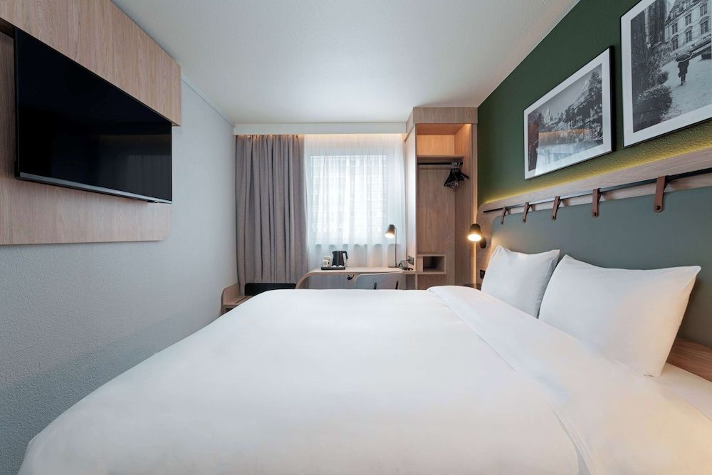 Campanile Prime Paris 19 - La Villette Standard Room, 1 Queen Bed 3