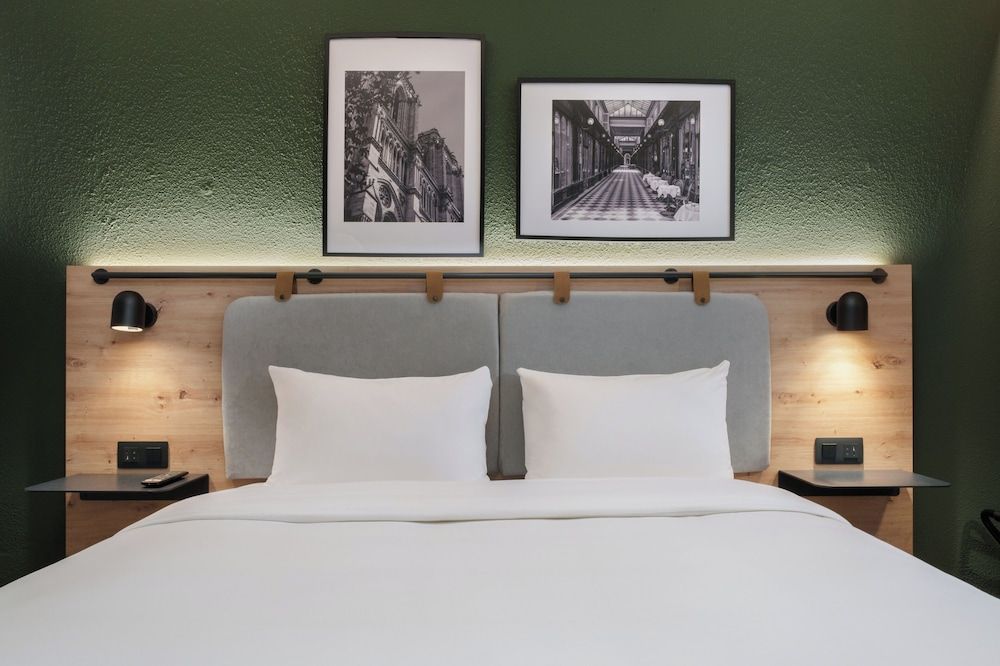 Campanile Prime Paris 19 - La Villette Standard Room, 1 Queen Bed 4