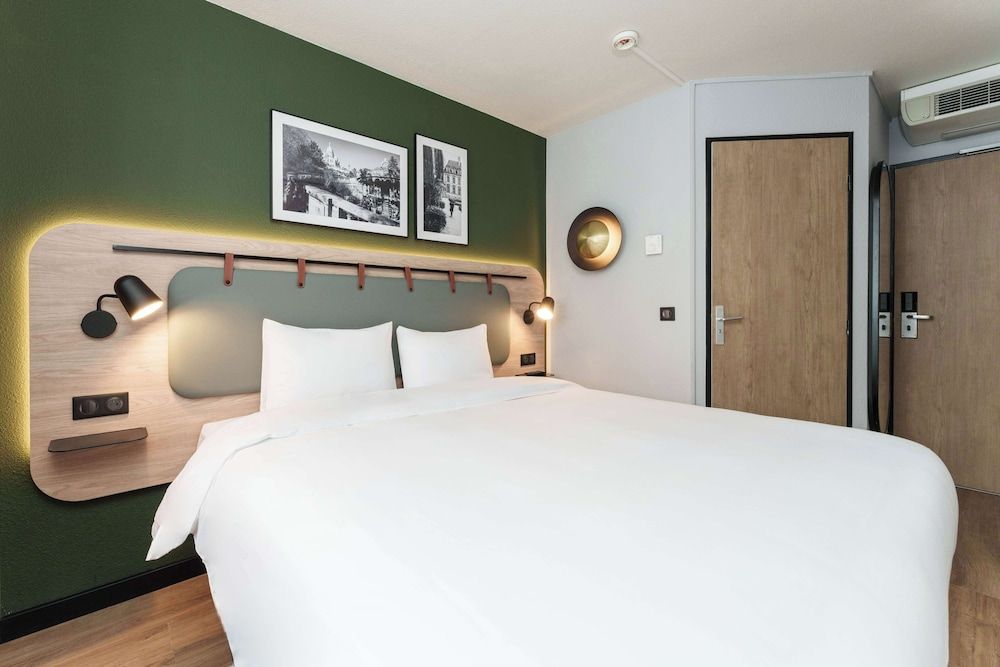 Campanile Prime Paris 19 - La Villette Standard Room, 1 Queen Bed