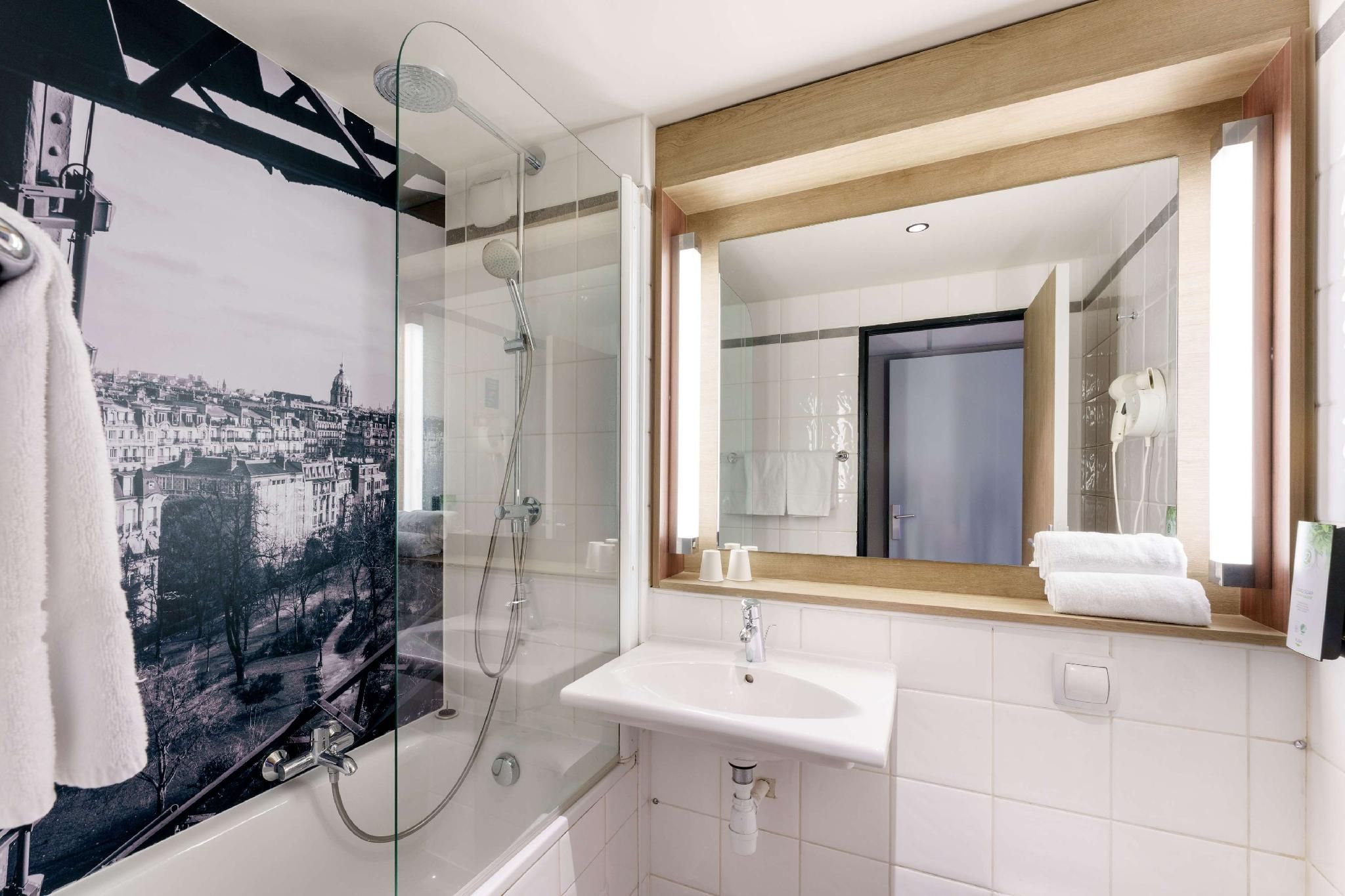 undefined Campanile Prime Paris 19 - La Villette 5