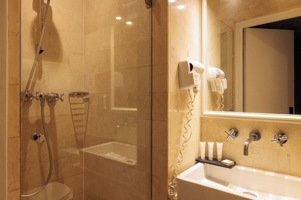 Hôtel Saint Martin Bastille Classic Double Room 2