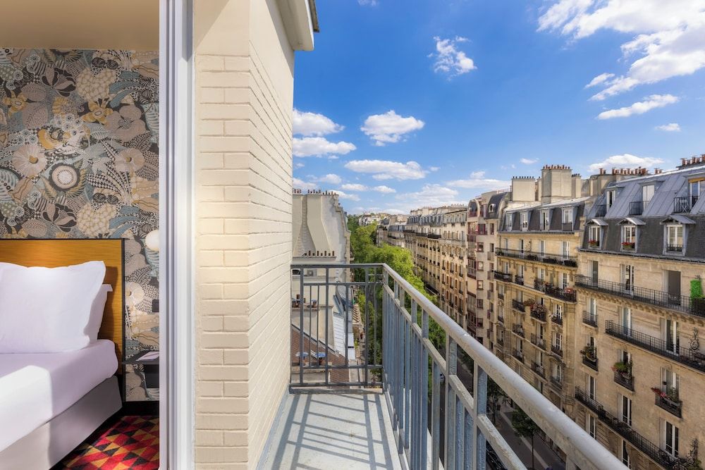 Libertel Canal Saint Martin Comfort Double Room (Paris) 4