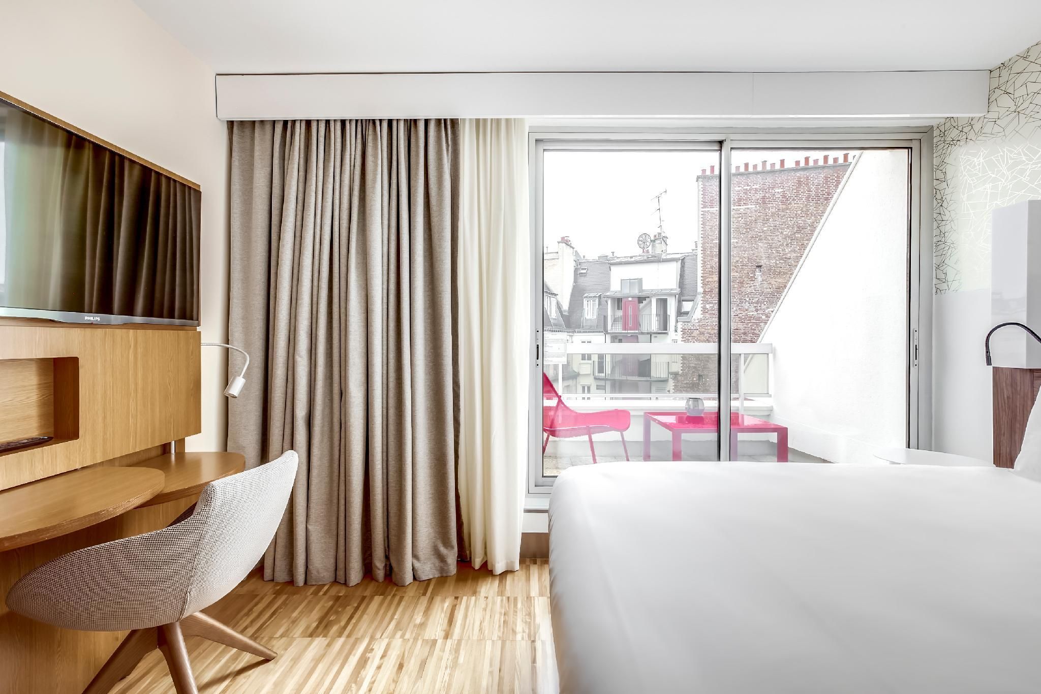 undefined Mercure Paris Arc de Triomphe Etoile 9