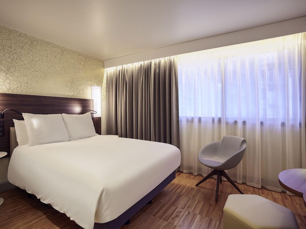 Mercure Paris Arc de Triomphe Etoile Superior Room, 1 Double Bed 2