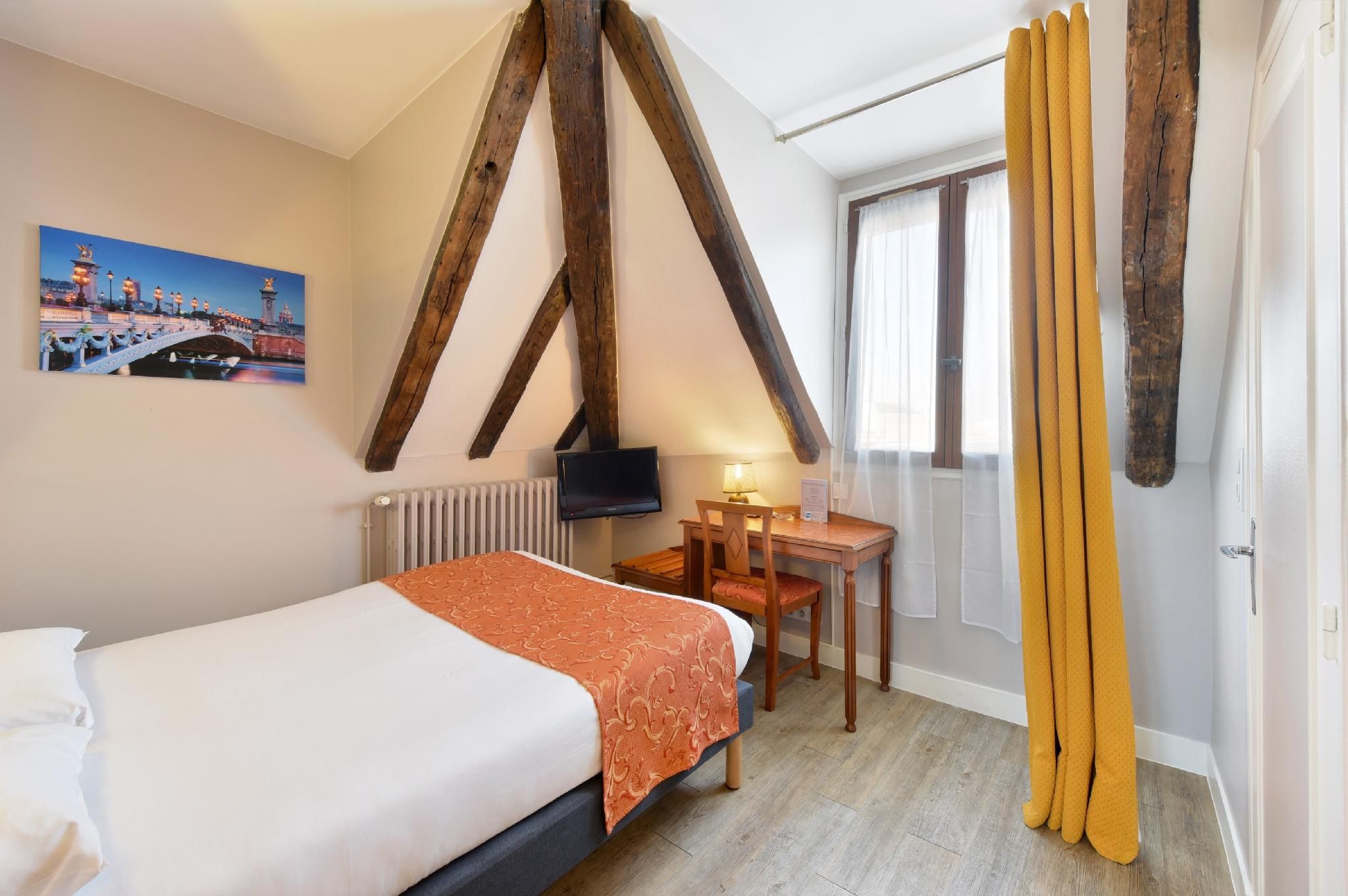 Single Superior Room