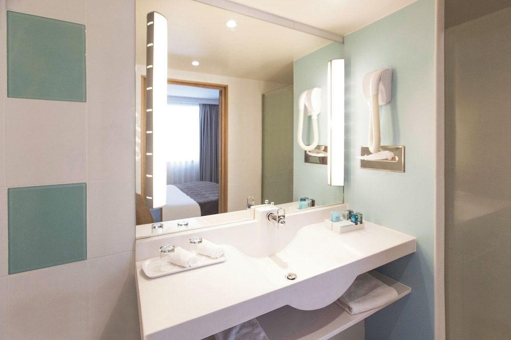 undefined Novotel Paris Centre Gare Montparnasse 9