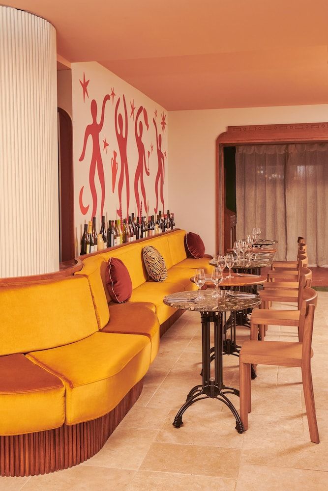 undefined Kraft Hotel 9