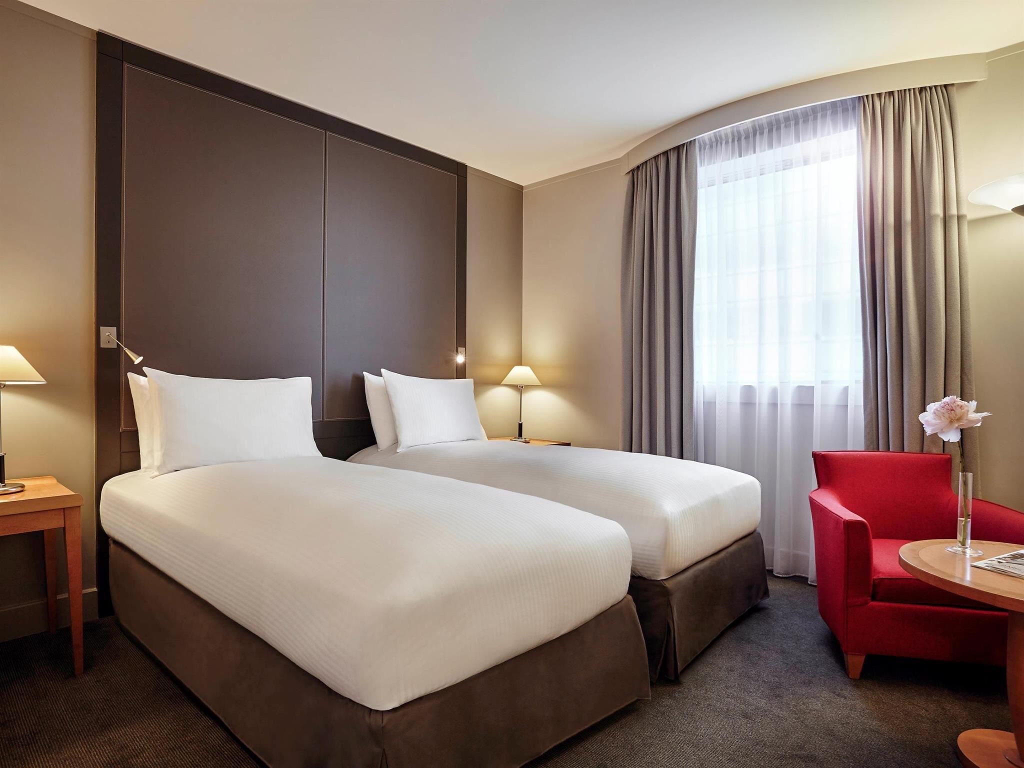 Classic 2 Single Beds