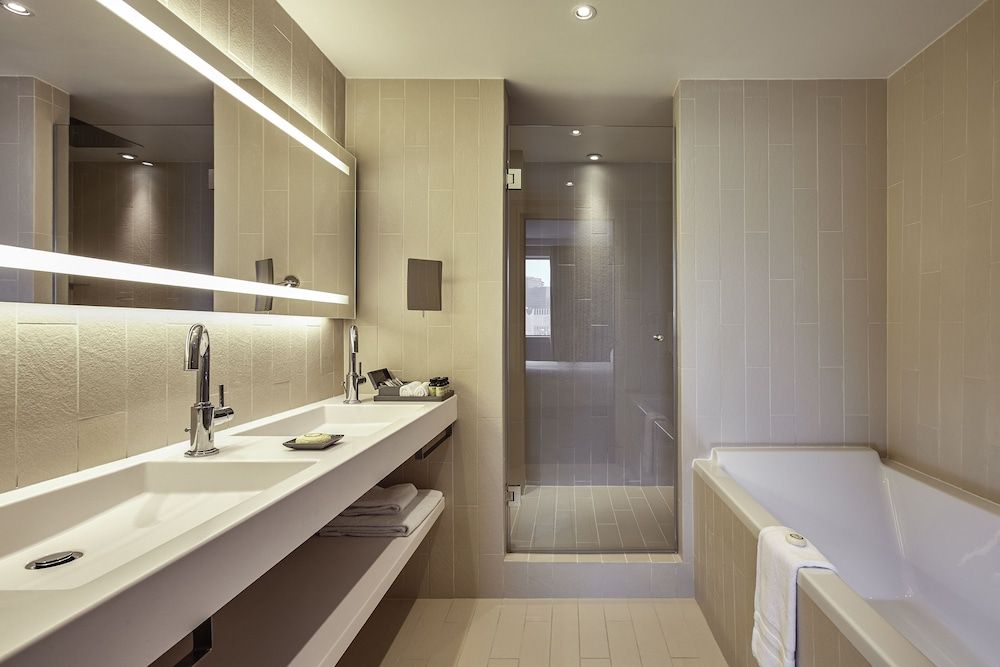 Junior Suite, 1 King Bed (180 degrees view)