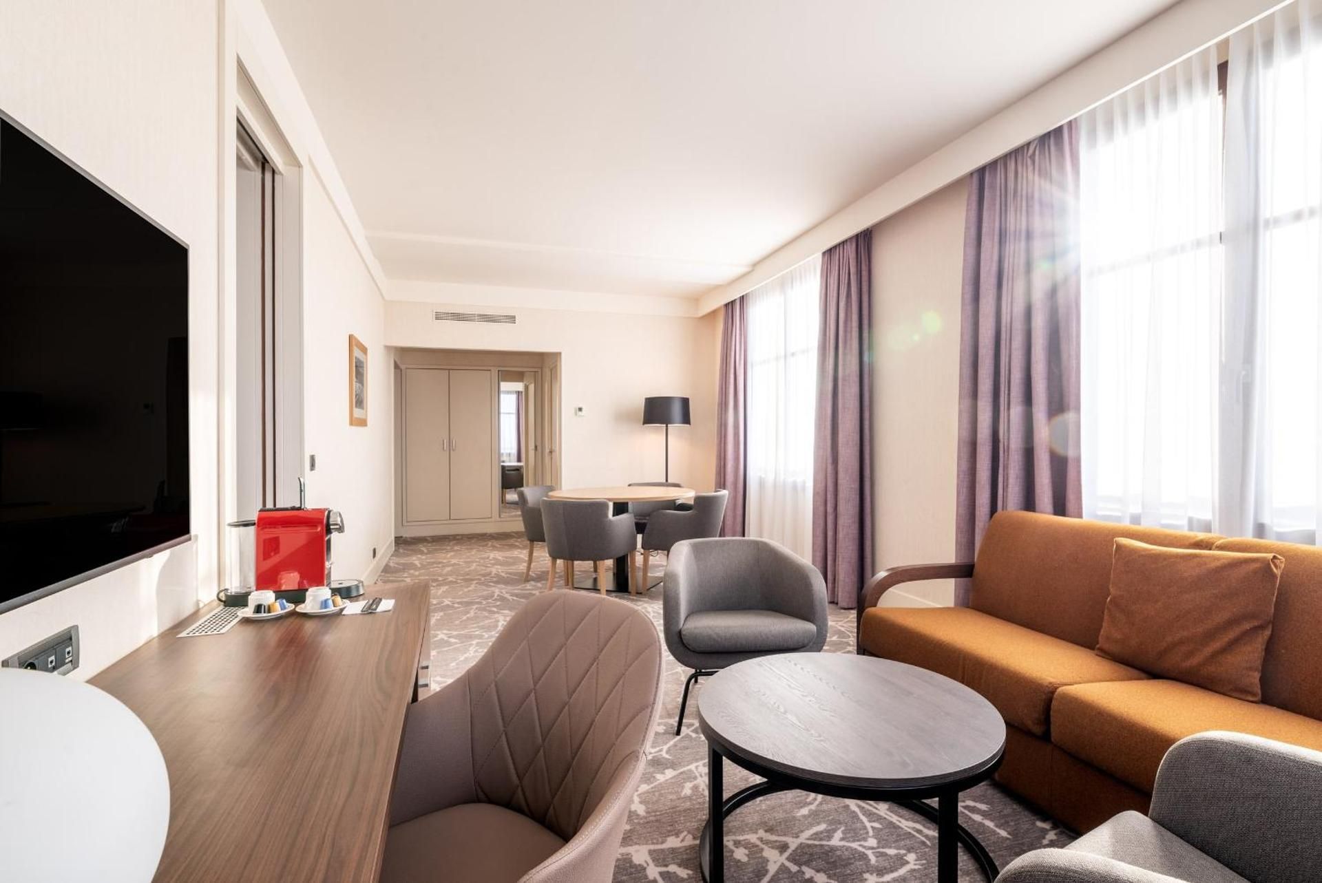 One-Bedroom Suite with Golf View and Living Area