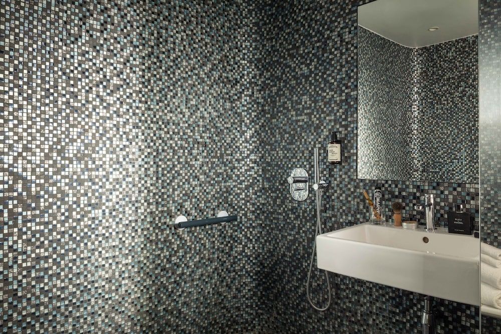 Hotel Sophie Germain Double Room 4