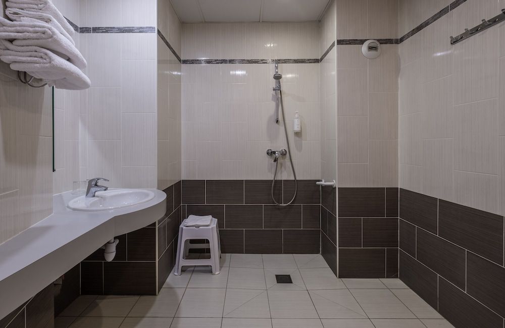 Hotel Saint Georges Lafayette Standard Triple Room, 3 Twin Beds 6