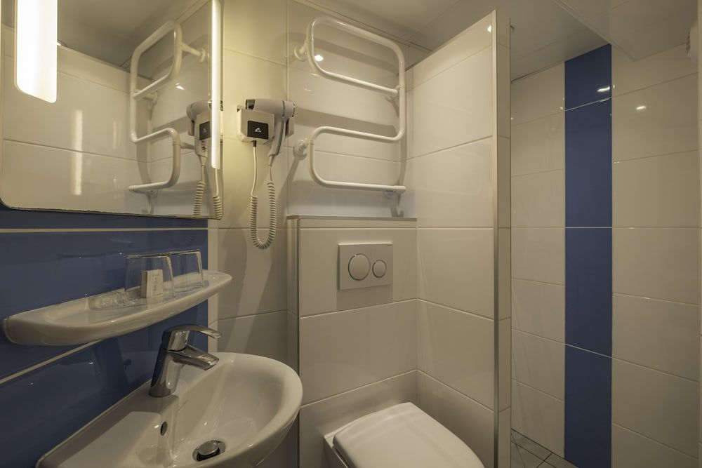 undefined Hotel Saint Georges Lafayette 9