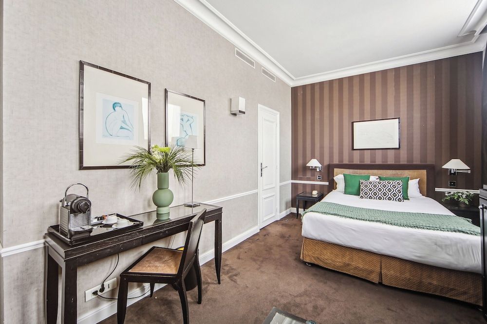 undefined Hotel Victoires Opera 3