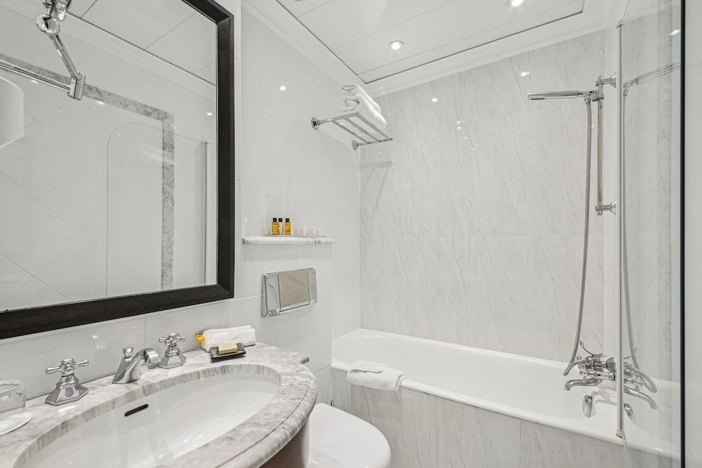 undefined Hotel Victoires Opera 7