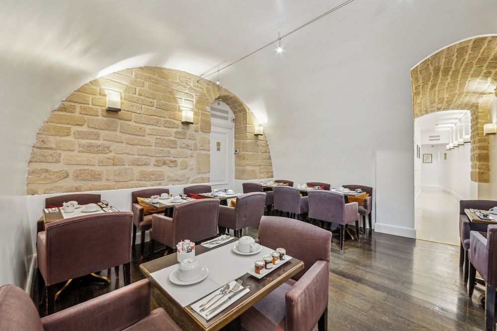 undefined Hotel Victoires Opera 7