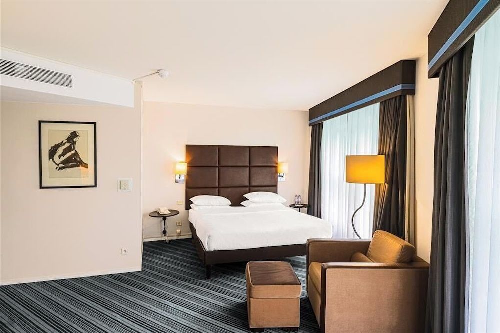 undefined Van der Valk Hotel Paris CDG Airport 2
