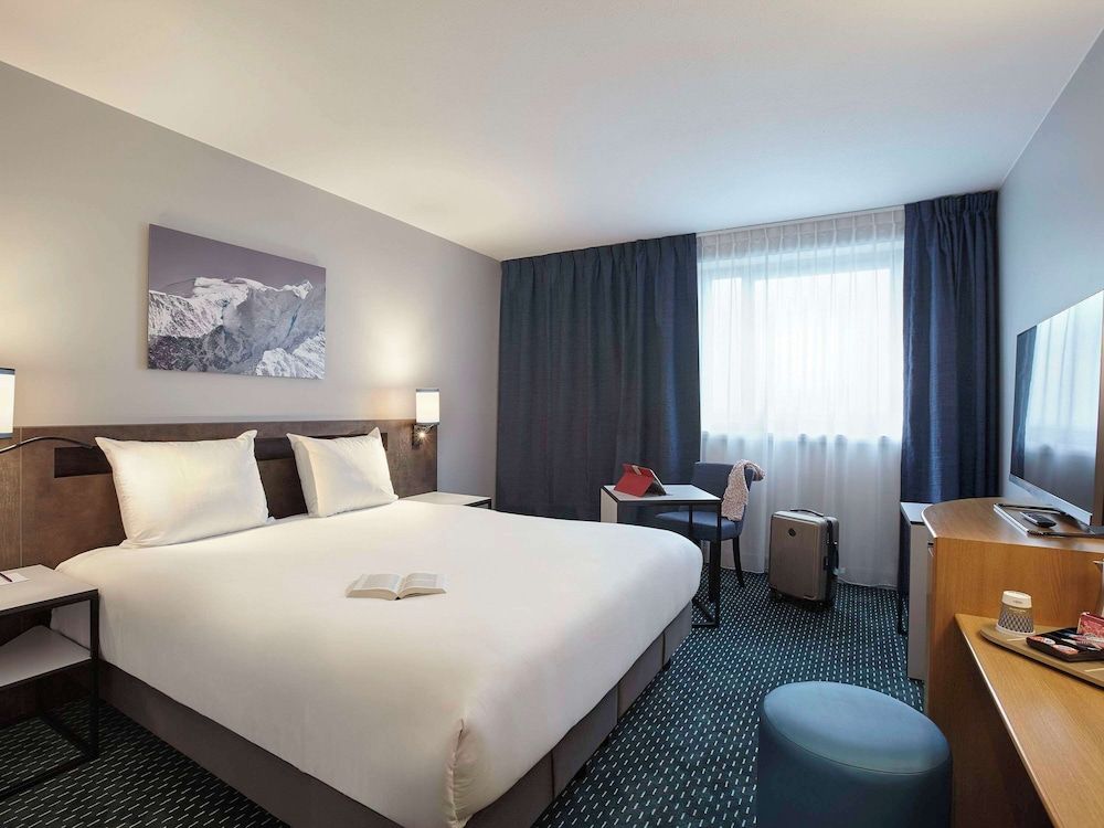 undefined Mercure Paris Roissy Charles de Gaulle 4