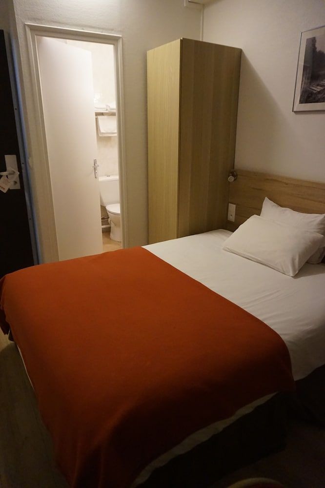 Comfort Hotel Rouen Alba Standard Double Room, Non Smoking 3
