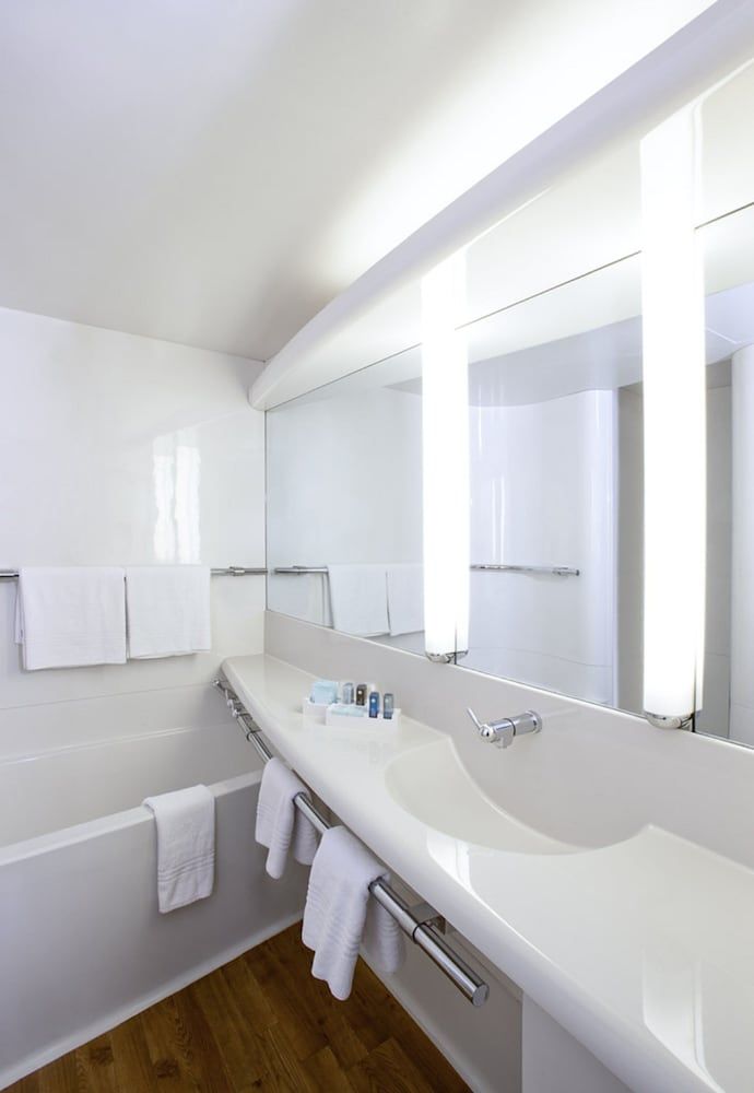 Novotel Paris Orly Rungis Classic Room, 1 Double Bed with Sofa bed 11