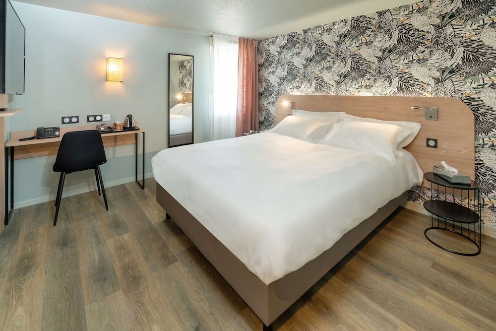 Classic Room, 1 Queen Bed, Non Smoking