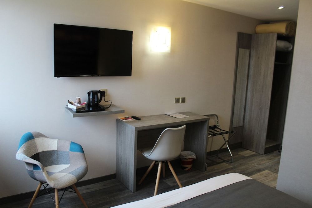 The Originals City, Hôtel La Terrasse, Tours Nord Family Suite 5