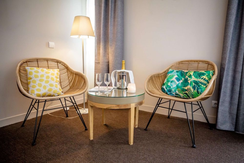 Best Western Plus Vannes Centre-Ville Superior Room, 1 King Bed, Non Smoking, Balcony 3