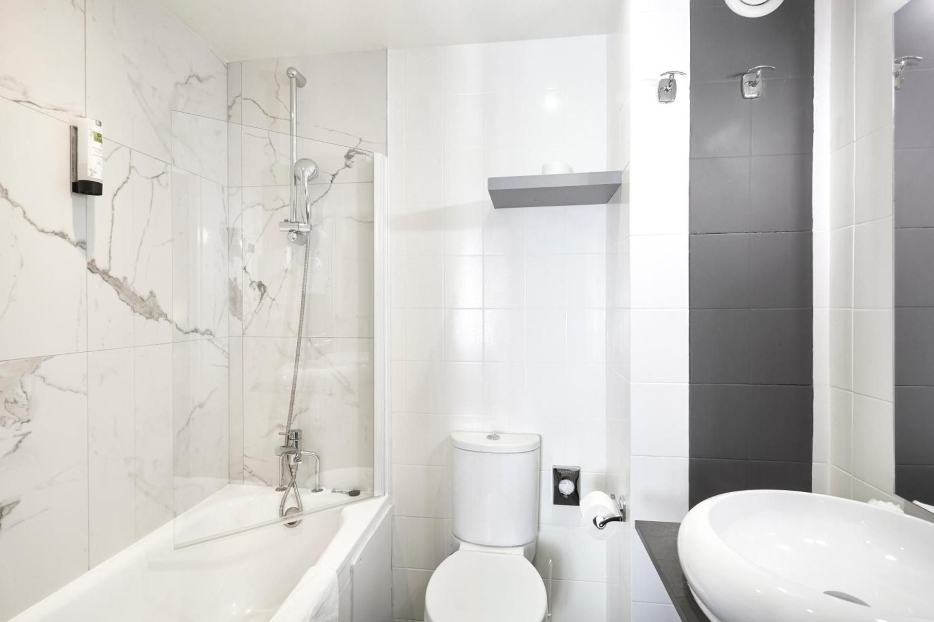 Hotel Jardin de Villiers Double Room 7