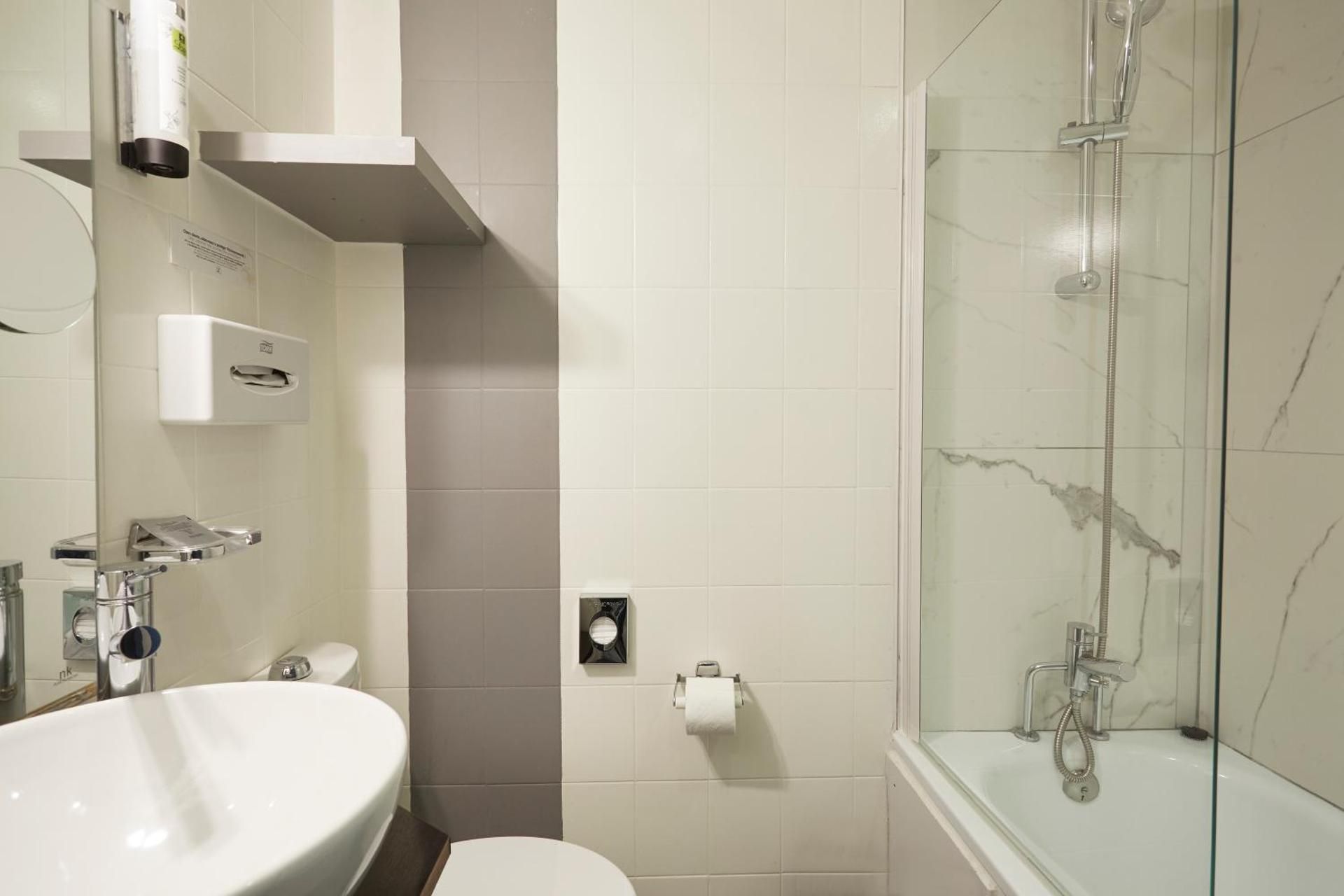 undefined Hotel Jardin de Villiers 5